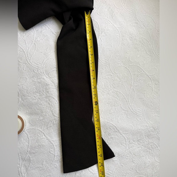 Babyboo Geneva Black Off Shoulder Top Size M Bardot Corset Fitted Chic NWT - Picture 10 of 13